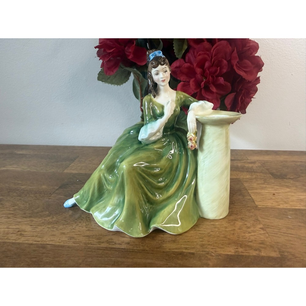 Royal Doulton Secret Thoughts HN2382‎ Lady Figurine Candle Holder Bone China